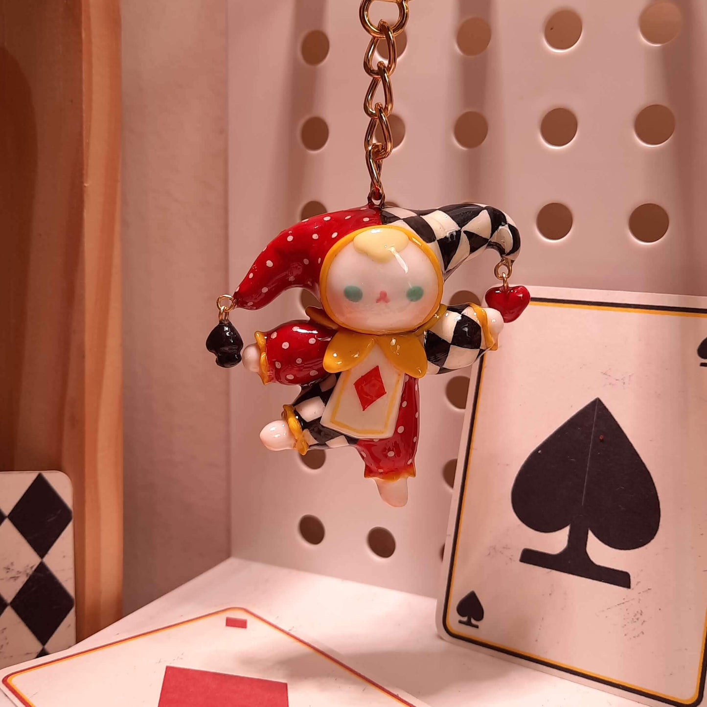 . Poker in the Circus - Keychain/Phonechain .  [ Pre-order ]