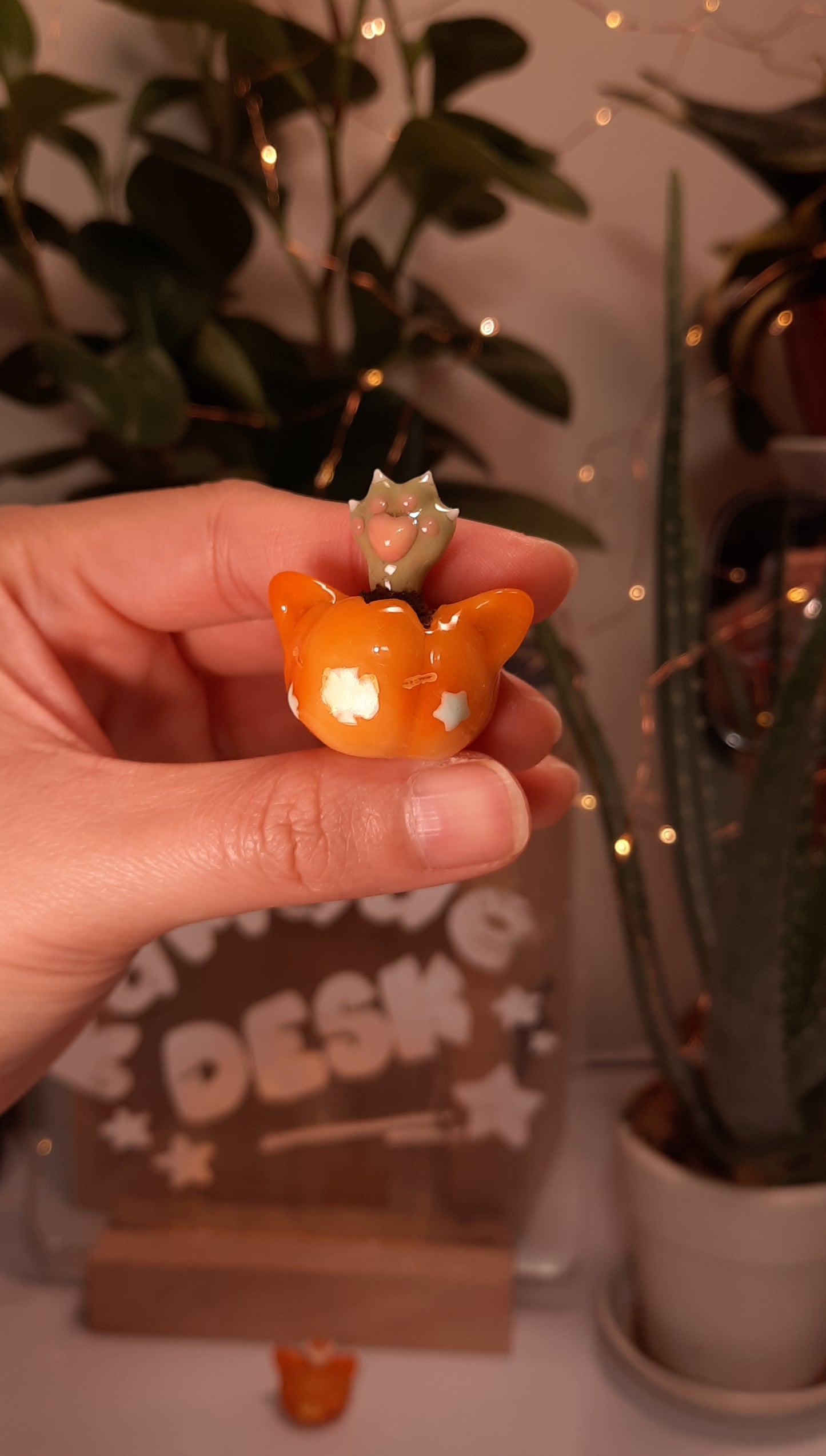 . Zomcat Pot . [pre-order]