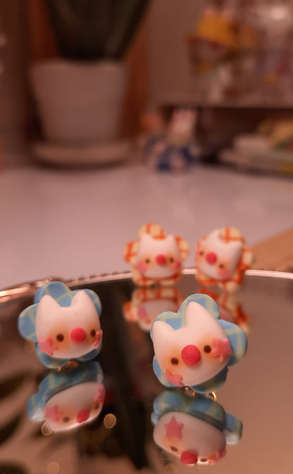 . Silly Cat Earrings .