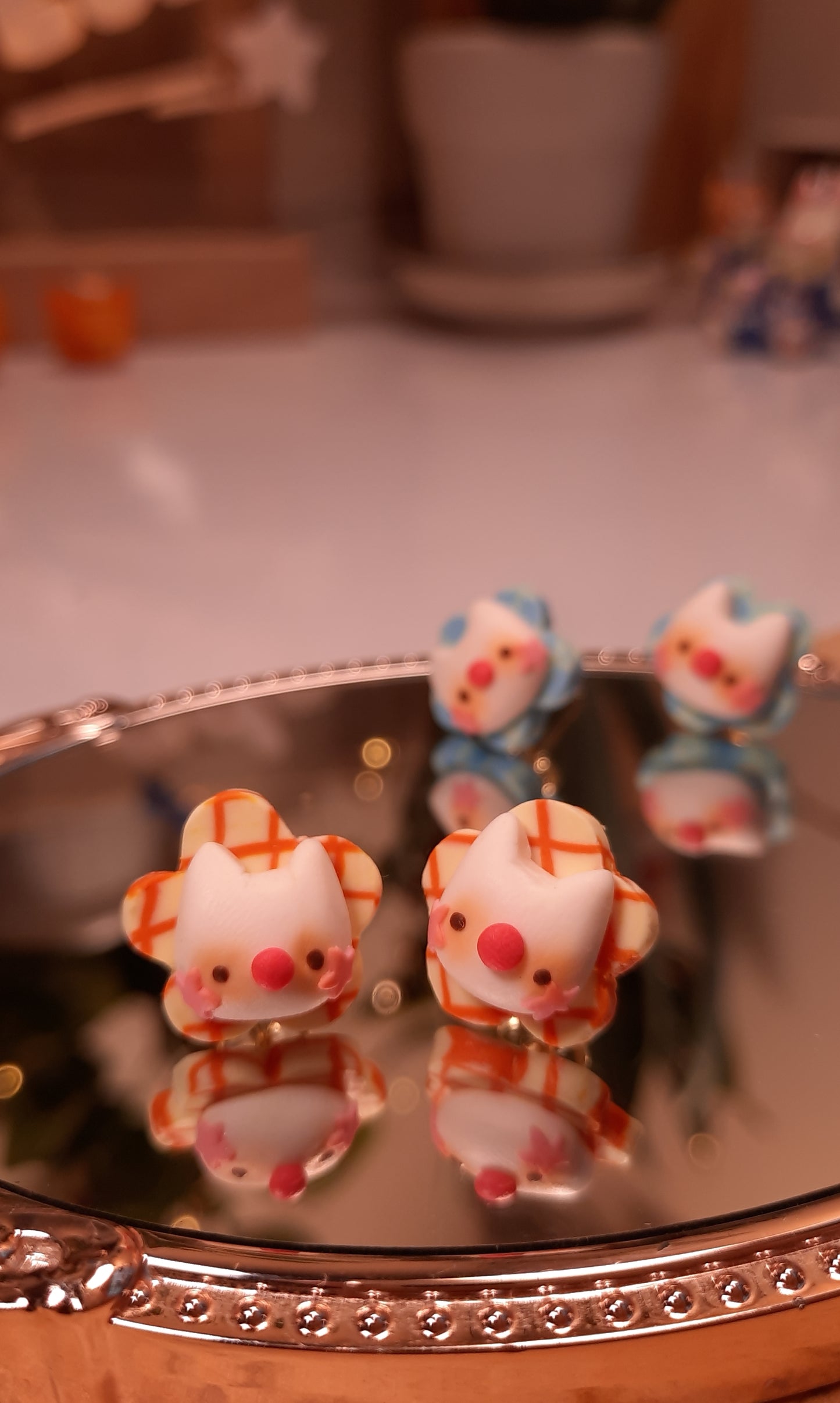 . Silly Cat Earrings .